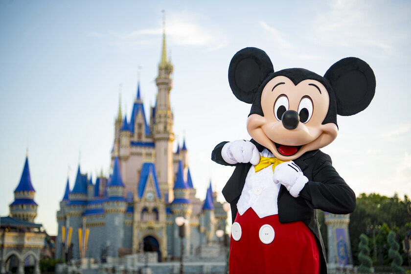 Prometi levar as minhas filhas à Disney